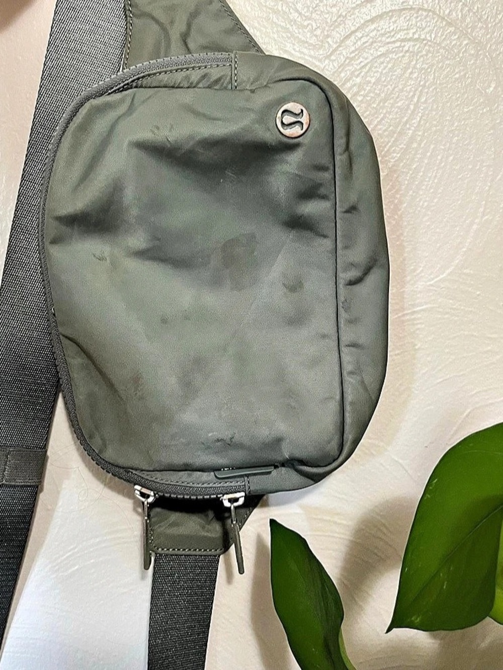 Lululemon Everywhere Belt Bag 1L Olive Green Crossbody Bag